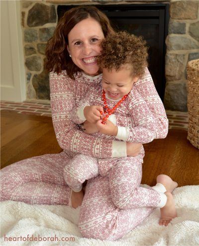 Looking for the perfect holiday gift? Check out these 10 kid's winter essentials. This gift guide features cozy, comfortable and cute ways to stay warm!