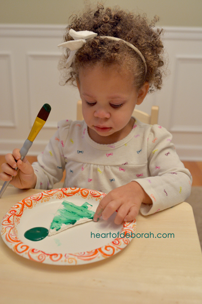 DIY Easy Clay Kid's Ornament! Make this adorable Christmas tree craft based off of the Pine Tree Parable Book.