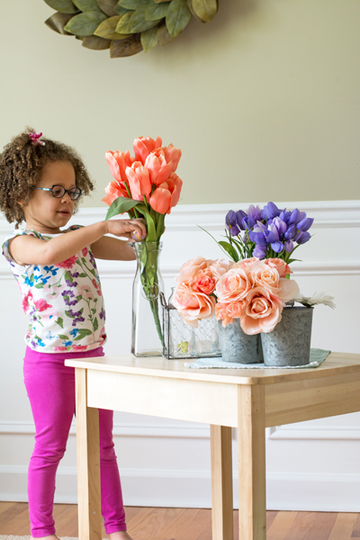 Looking for a spring themed dramatic play center? Create your own flower shop and garden. Kids will love buying and water their floral bouquets. Download the free printables included for an open/closed sign and a flower sign shop.