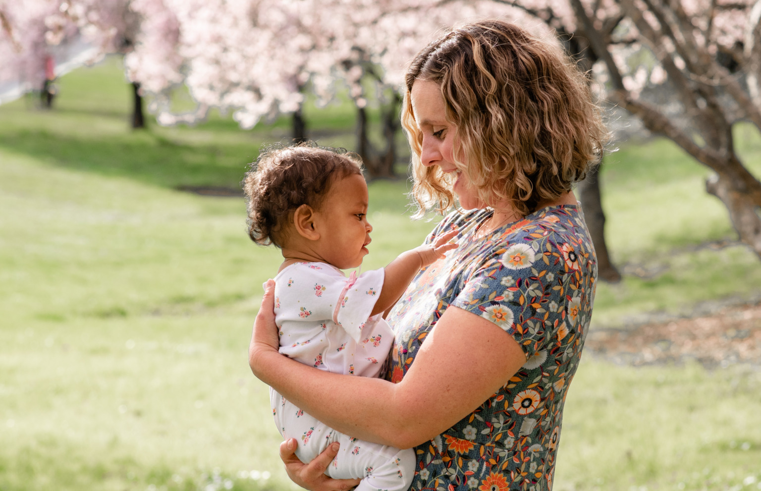 10 AMAZING Quotes on Motherhood to