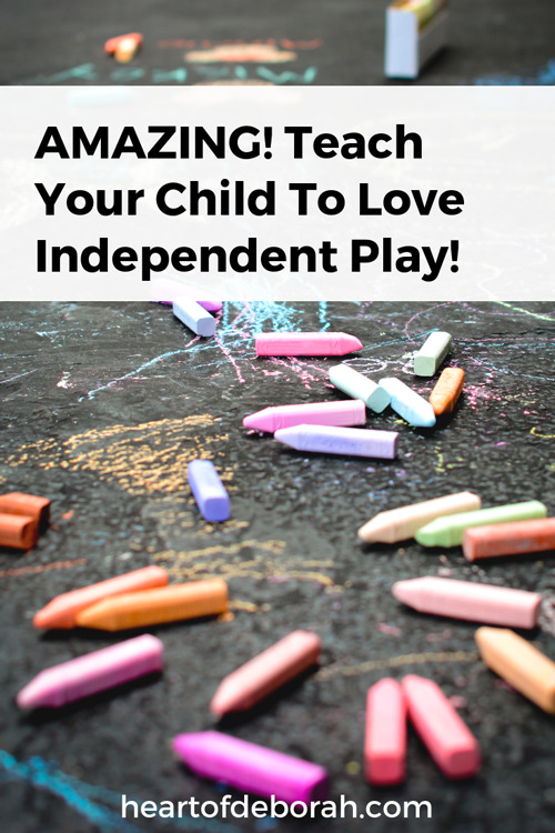 Great tips for the child who struggles to play alone! Also some major benefits of having unstructured play time in your toddler's schedule. 