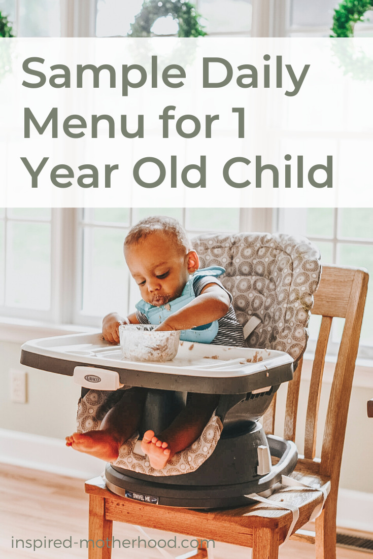 Find a nutritious sample menu for your one year old child! Stuck in a food rut? Find over 25+ food ideas in this post for your toddler's meal time.