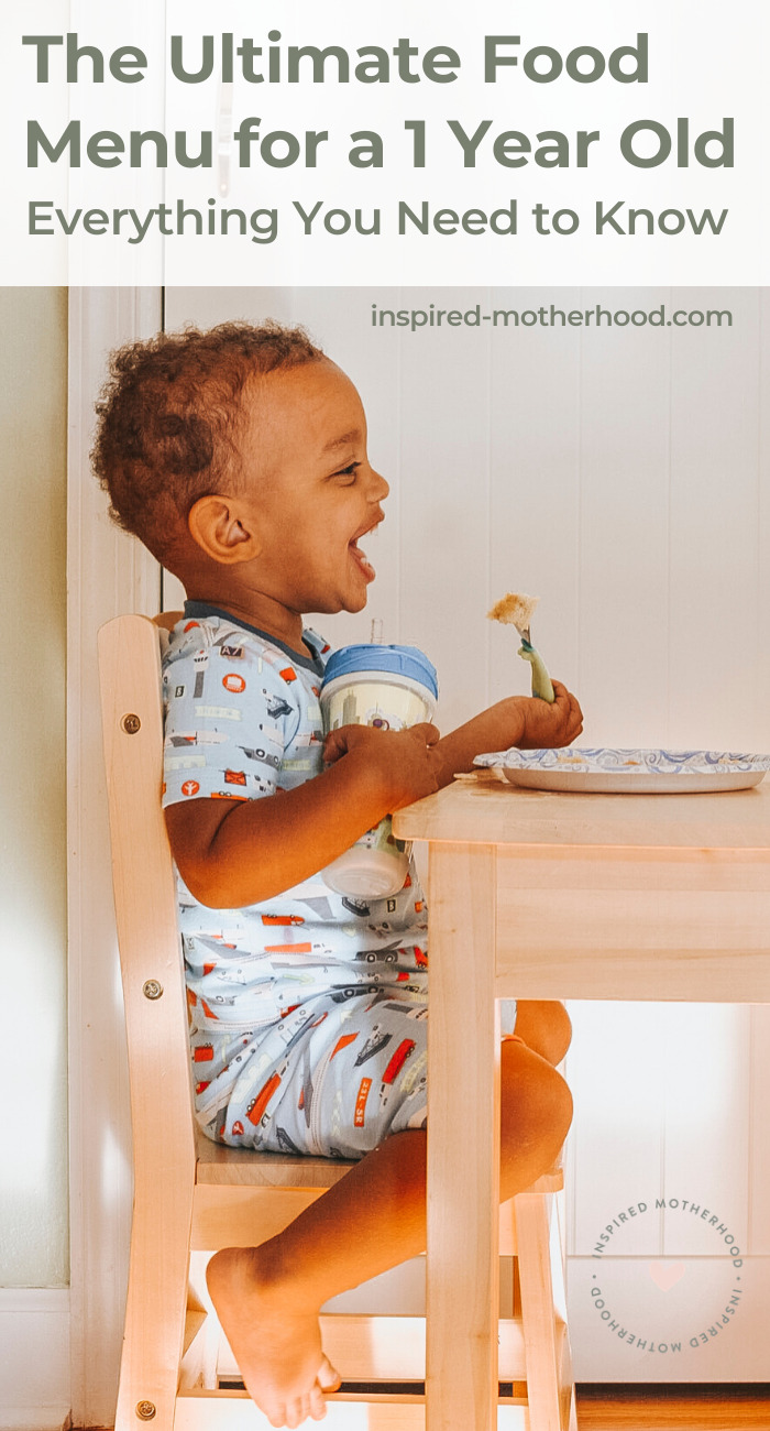 Feeding your baby is fun but can be confusing. Here is a great guide to feeding your one year old. A sample menu is included along with tips to give them a nutritious diet.