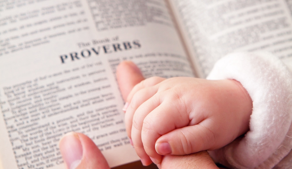 Parenting is hard! But we can gain wisdom in parenting from the Bible. Here are 15 proverbs to pray over your kids for wisdom, understanding and knowledge.